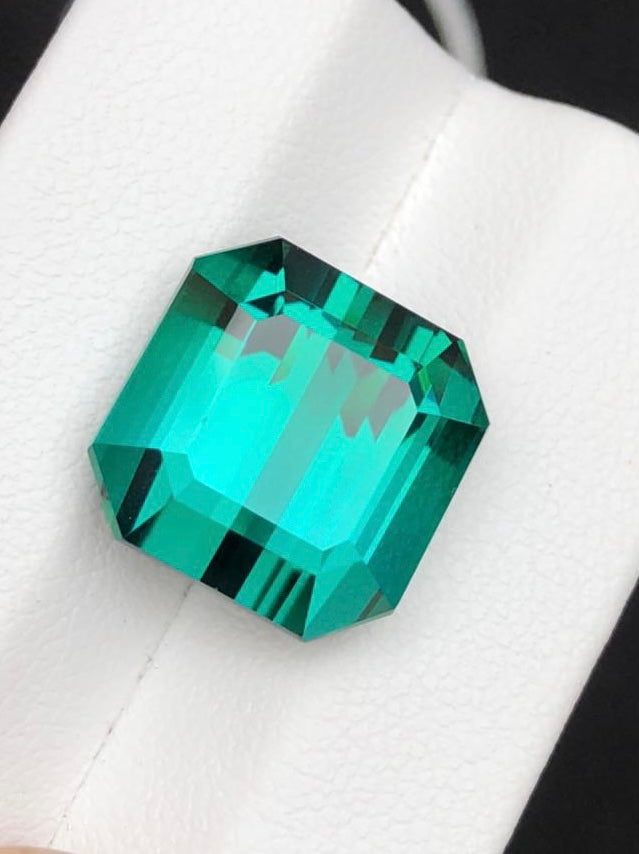 Tourmaline @Afghanistan  15.40 carat