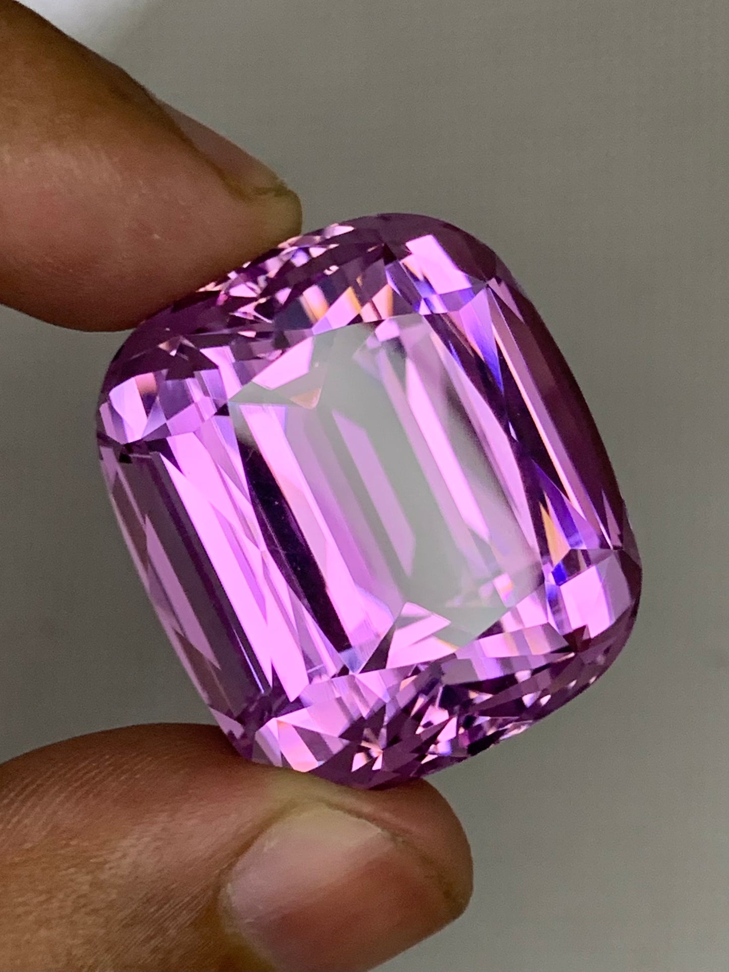 Kunzite Loose Gemstone @Afghanistan 123.60 Carat