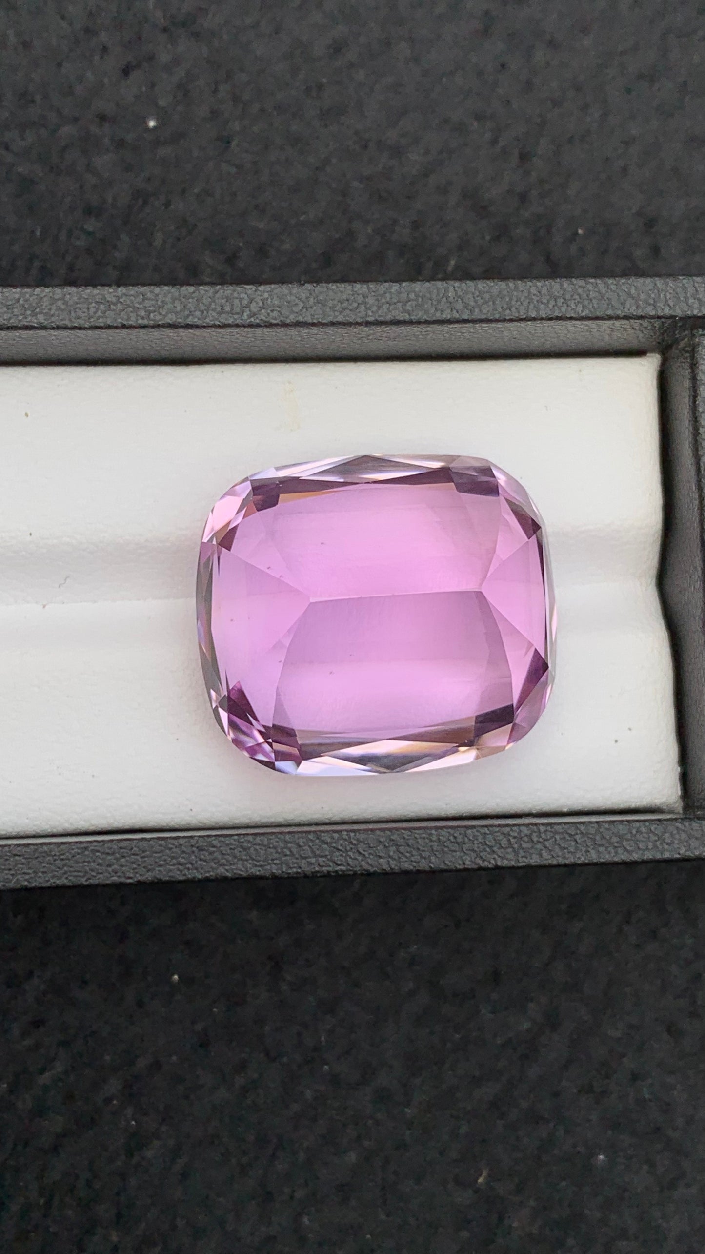 Kunzite 66 Carats