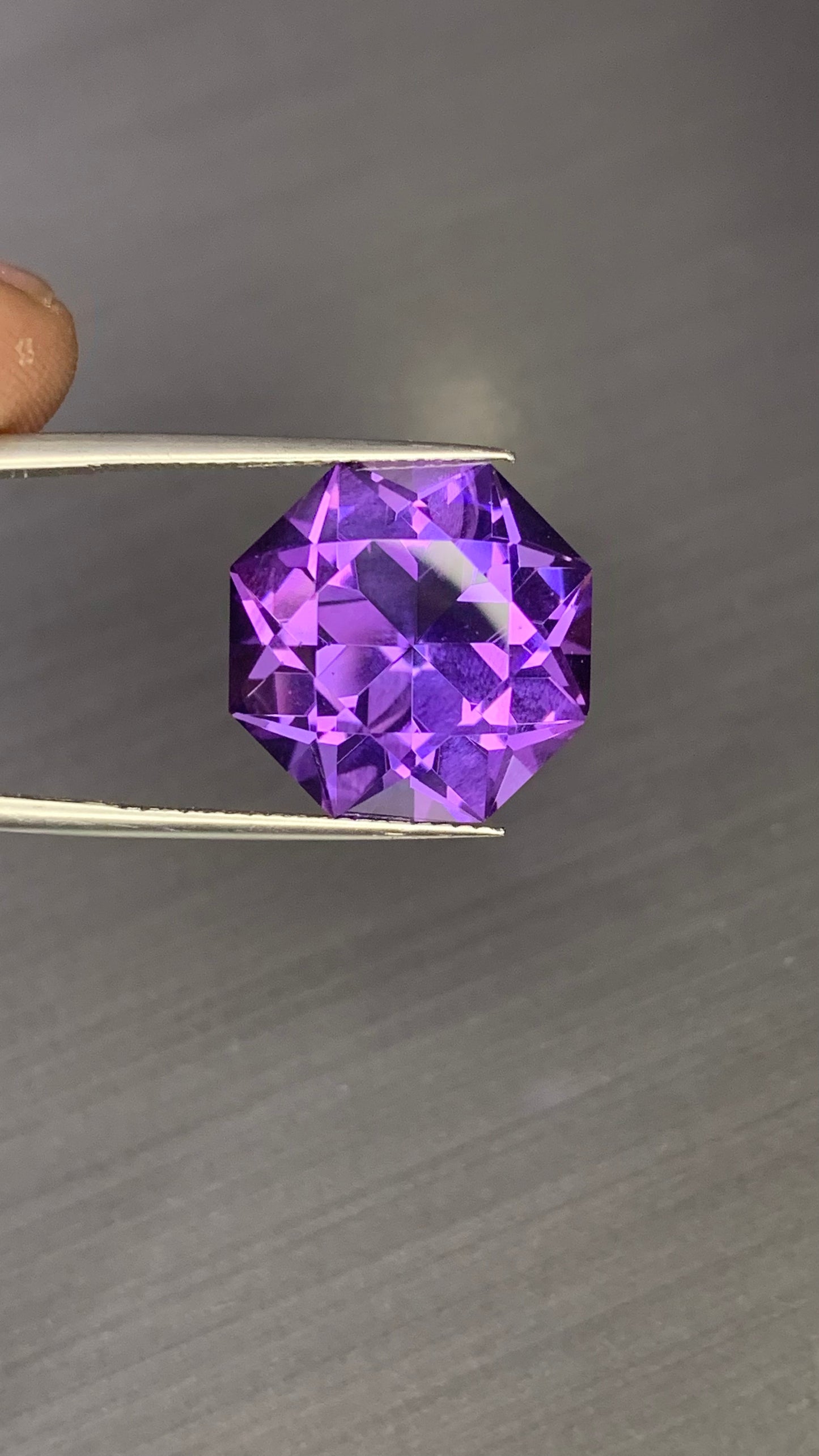 Amethyst Loose Gemstone Faceted 17 carat
