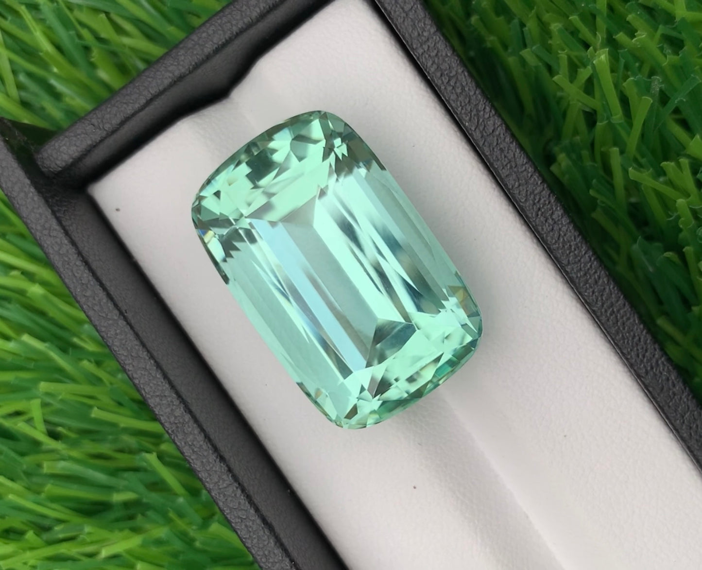 Tourmaline @Africa  55.85 carat