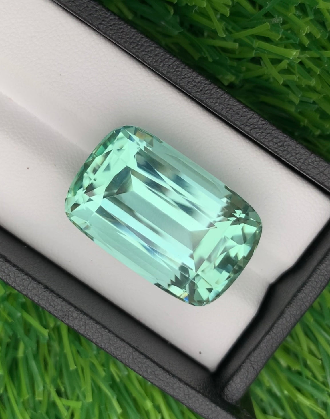 Tourmaline @Africa  55.85 carat