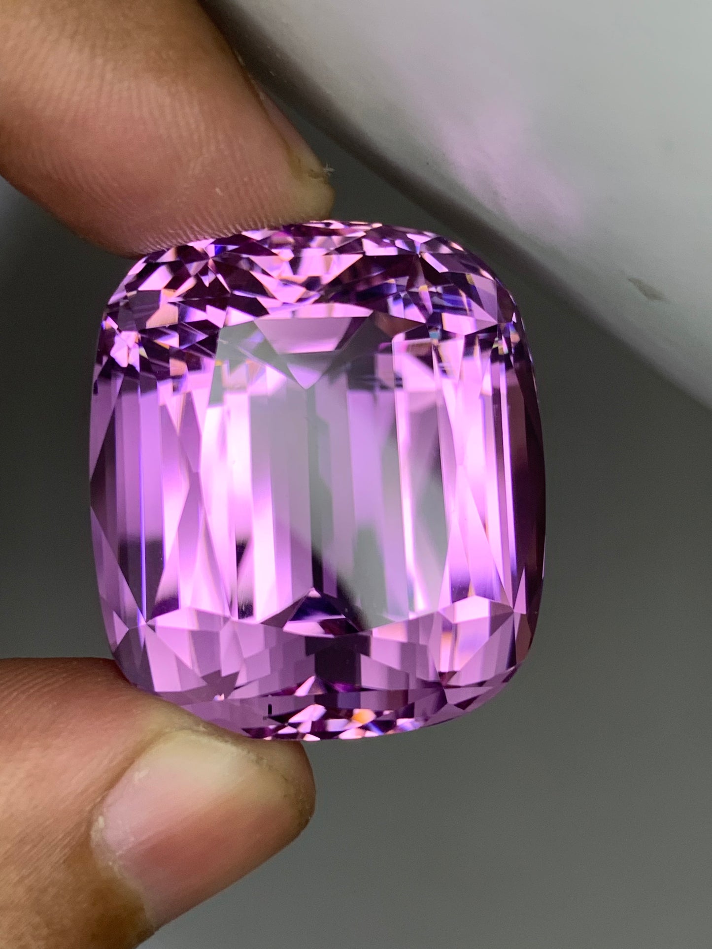 Kunzite Loose Gemstone @Afghanistan 123.60 Carat
